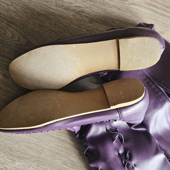 Women's Purple knee-high boots. Moccassion Style. Front Lace Up. Sz 11 - Picture 6 of 7